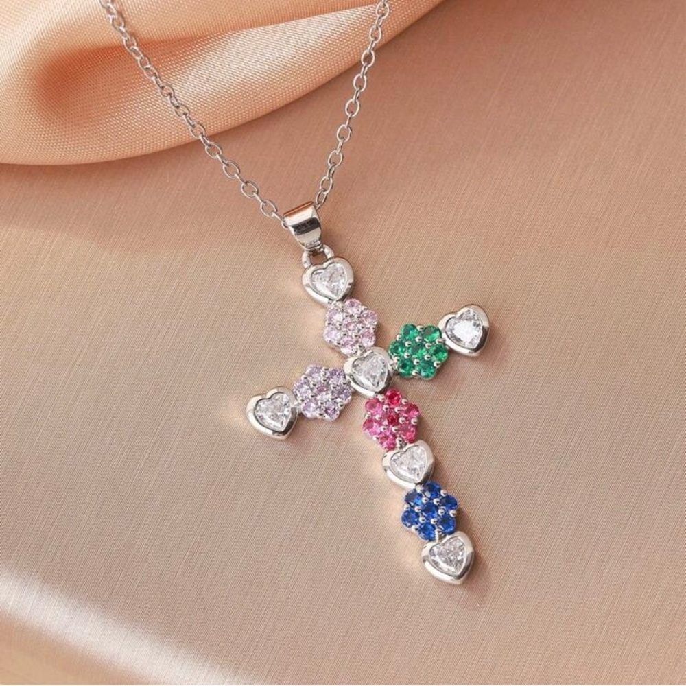 Multicolor Silver Heart Pendant Necklace
